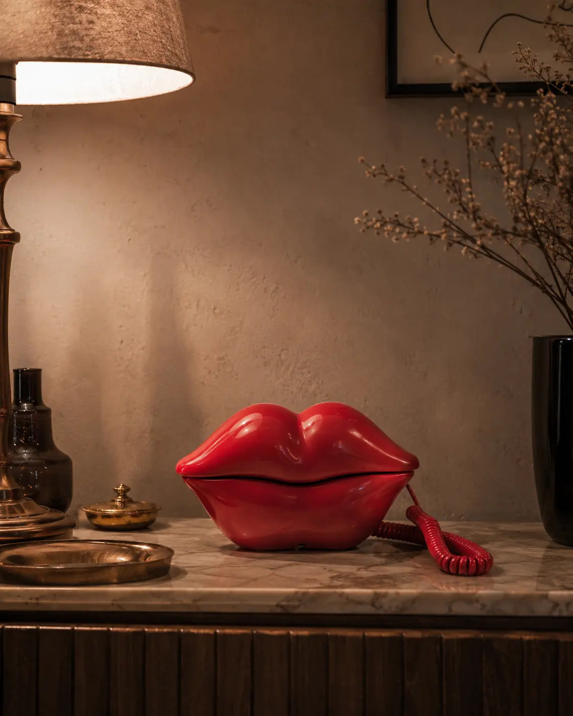 TÉLÉPHONE LÈVRE VINTAGE FONCTIONNEL | Iconic Lip Phone - Muses GalerieRose clair